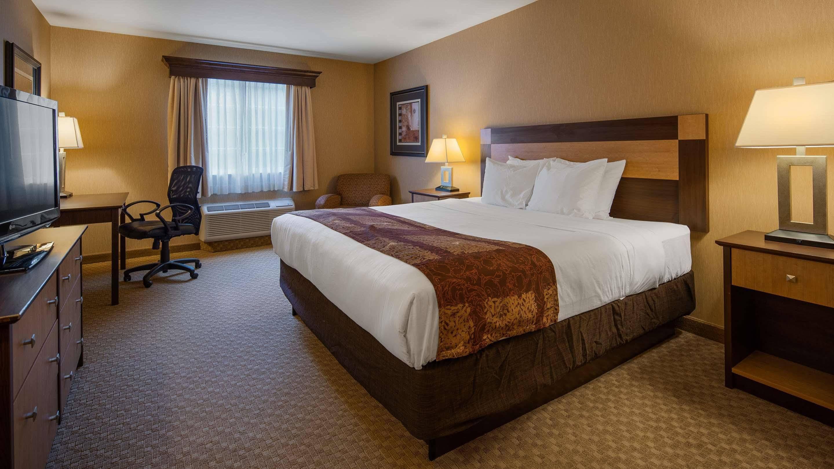 Crandon Inn&Suites Extérieur photo